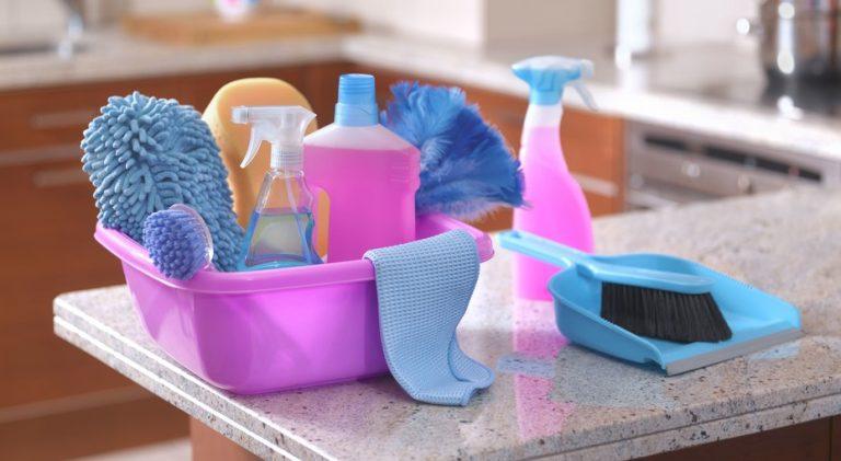 4 средства для уборки из магазина, которые можно сделать своими руками