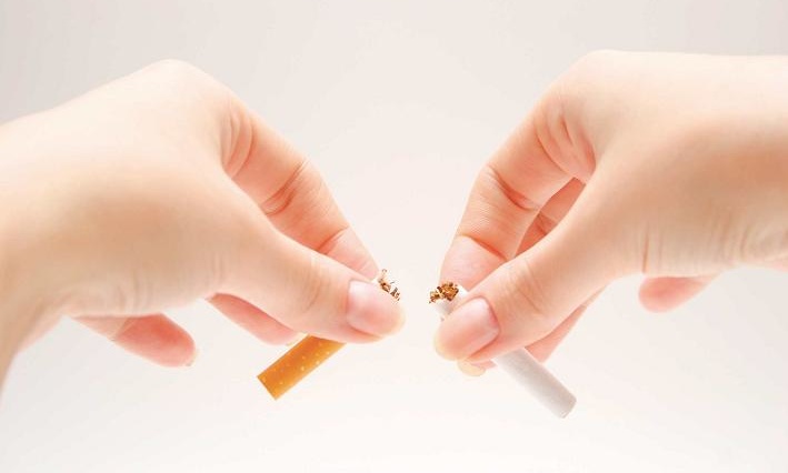 Бросаем курить: 4 простых правила, которые помогут избавиться от вредной привычки