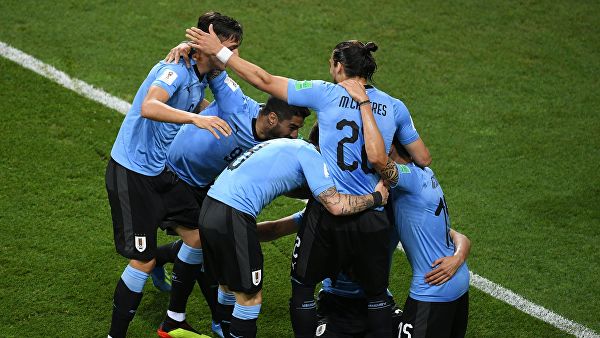 Футболисты сборной Уругвая разгромили команду Узбекистана