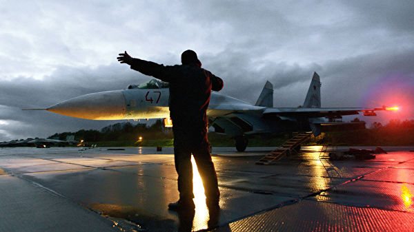 Российские Су-27 дважды сопроводили бомбардировщиков США над Балтикой