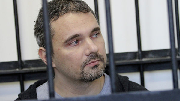 Суд обязал мать убитой модели выплатить преступнику 300 тысяч рублей