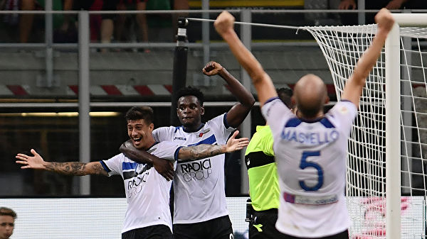 Футболисты «Аталанты» обыграли «Фиорентину» и вышли в финал Кубка Италии