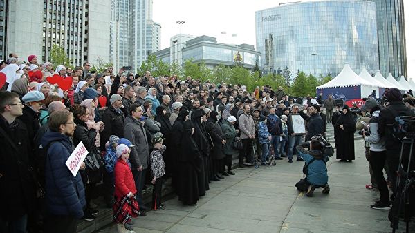 Жители Екатеринбурга предложили около 30 площадок под храм