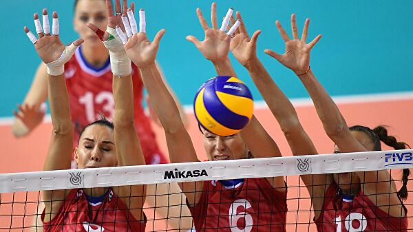 Волейболистки сборной России потерпели первое поражение на ЧЕ