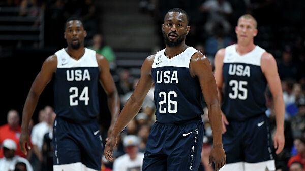 Баскетболисты сборной США проиграли австралийцам в товарищеском матче
