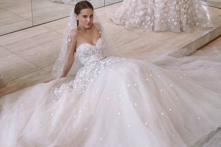 Дарья Клюкина показала, как выбирала свадебное платье в Париже