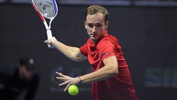 «Ростов» пригласил теннисиста Медведева на матч, чтобы тот «не переобулся»