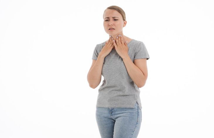 Ученые назвали 5 симптомов сбоя в работе щитовидки
