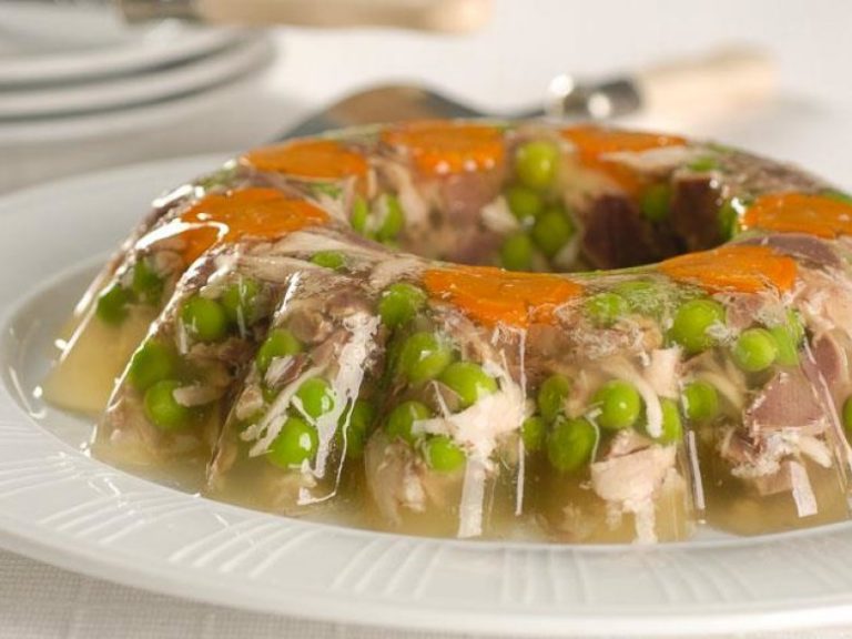 САМЫЙ ВКУСНЫЙ ХОЛОДЕЦ ИЗ КУРИЦЫ СО СВИНЫМИ НОЖКАМИ САМЫЙ ВКУСНЫЙ ХОЛОДЕЦ ИЗ КУРИЦЫ СО СВИНЫМИ НОЖКАМИ