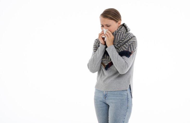 Терапевты разоблачили заблуждения о простуде