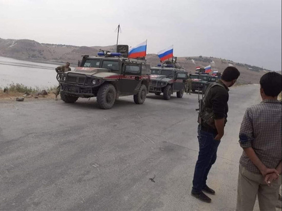 Российская военная полиция готовится войти в Кобани на границе с Турцией