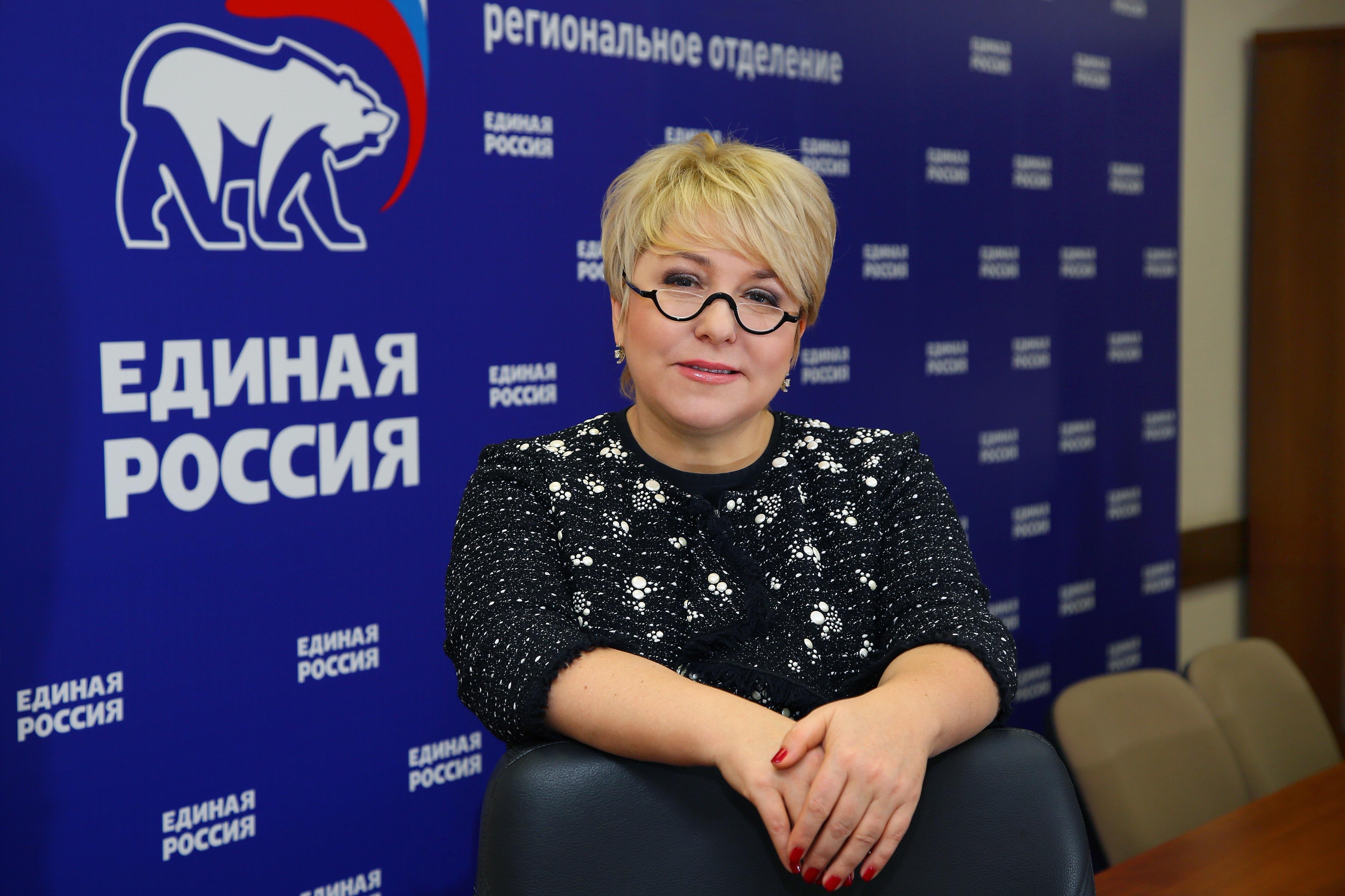 Депутат из «ЕР» Гусева прокомментировала свои слова о сравнении малоимущих россиян с уголовниками