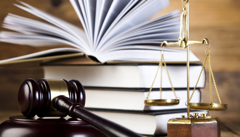 Судьи предлагают наказывать СМИ за «скандализацию правосудия»