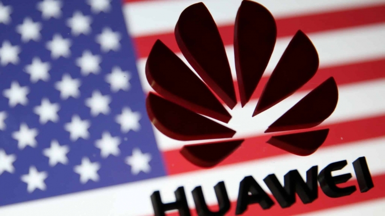 WSJ: Huawei уже может обходиться без американских чипов»