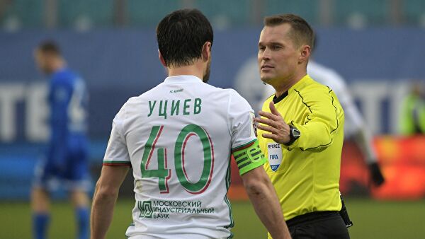 «Ахмат» продлил контракт с капитаном команды Уциевым до 2021 года