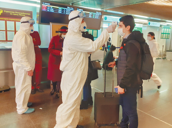 «Уже прокляла этот отпуск»: столичные аэропорты превратились в зону отчуждения