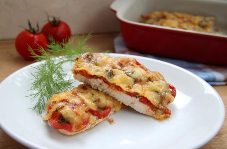 Невероятное куриное филе в духовке