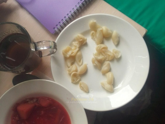 Пациент «коронавирусной» больницы показал обед из 25 макарон