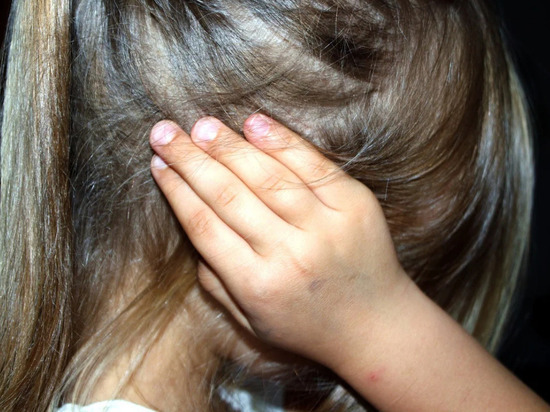 Пьяный россиянин заманил 8-летнюю девочку в гараж, изнасиловал и уснул