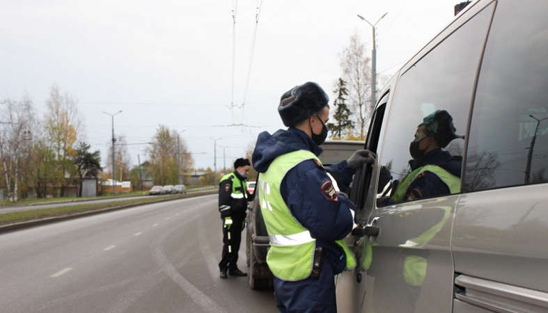 Инспекторы ГИБДД поймали пятерых пьяных водителей в Петрозаводске