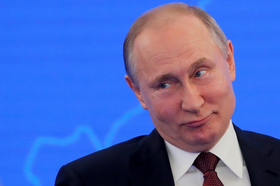 Анализируя доходы и имущество Путина выяснилось, что тот продал 15 соток земли за 10 млн. рублей