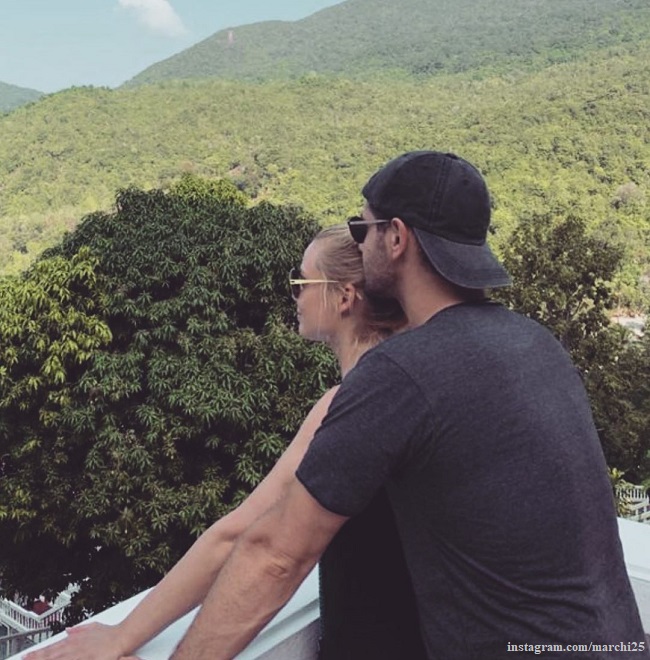 Татьяна Арнтгольц поделилась фото с мужем в горах