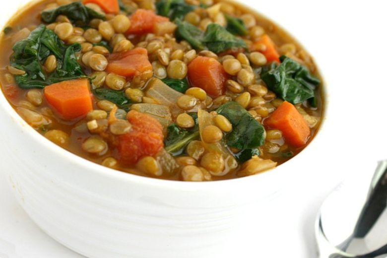 Как приготовить вкусный вегетарианский суп из чечевицы