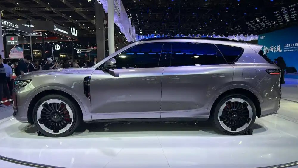  Chery Tiggo 9L, внедорожник Geely и другие премьеры Шанхая. Онлайн-репортаж с главной выставки года