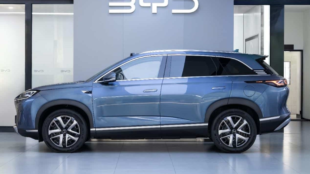 Кроссоверы BYD Sea Lion 07 DM-i появились в автосалонах Китая. Названа ориентировочная цена
