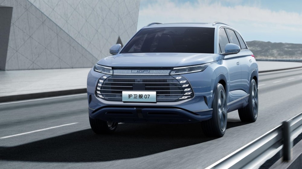Кроссоверы BYD Sea Lion 07 DM-i появились в автосалонах Китая. Названа ориентировочная цена