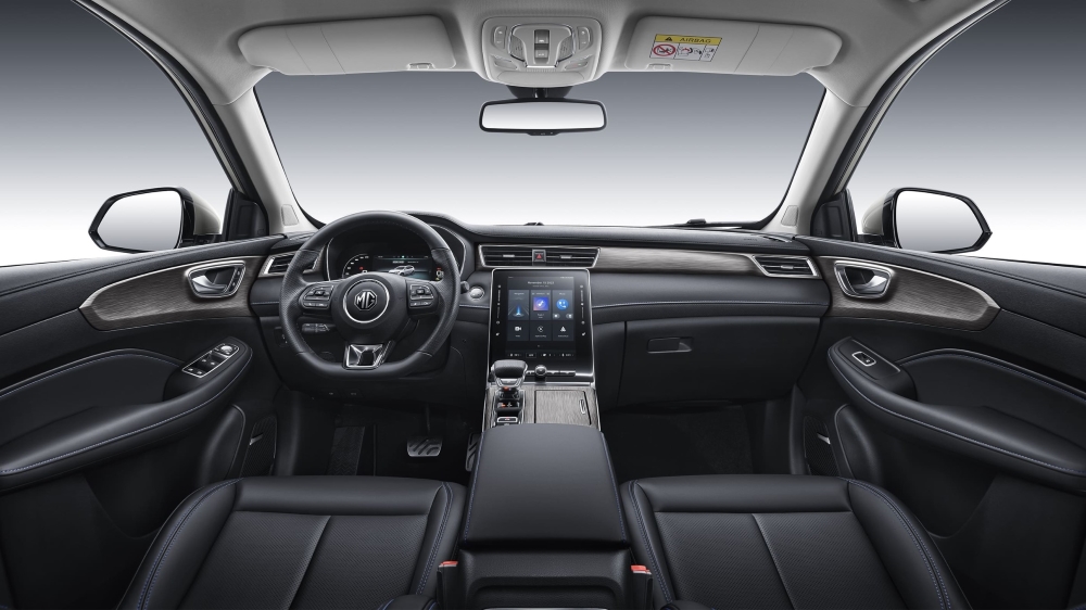 Конкурент Chery Tiggo 7L? Кроссовер MG RX5 получил ОТТС для рынка России