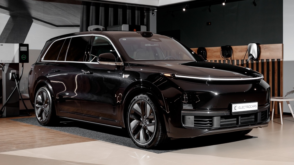 Параллельный канал закрывается. В Li Auto назвали официальные цены на кроссоверы в России