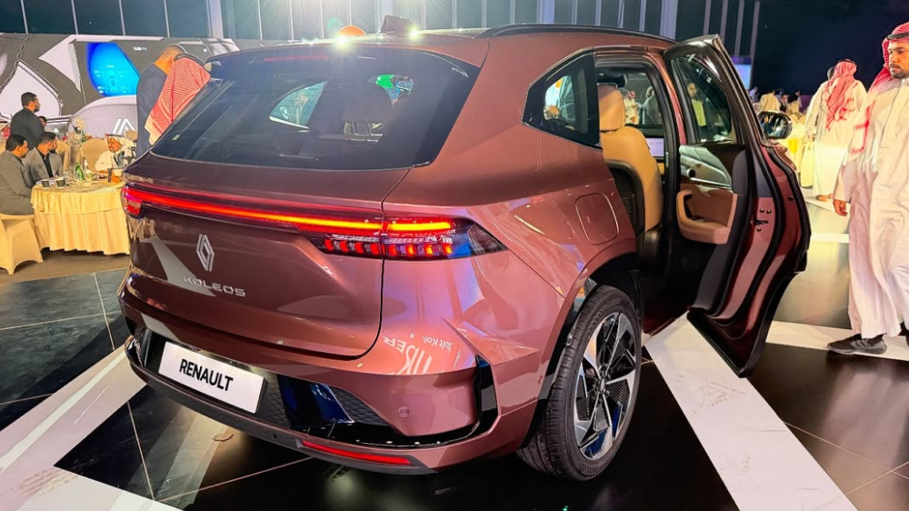 Renault Grand Koleos на базе Monjaro вышел на экспорт. Он столкнулся с жесткой конкуренцией