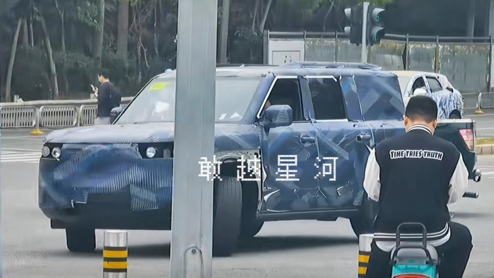 Tai 7 вместо Tank 300. BYD вывел на тесты новый брутальный внедорожник
