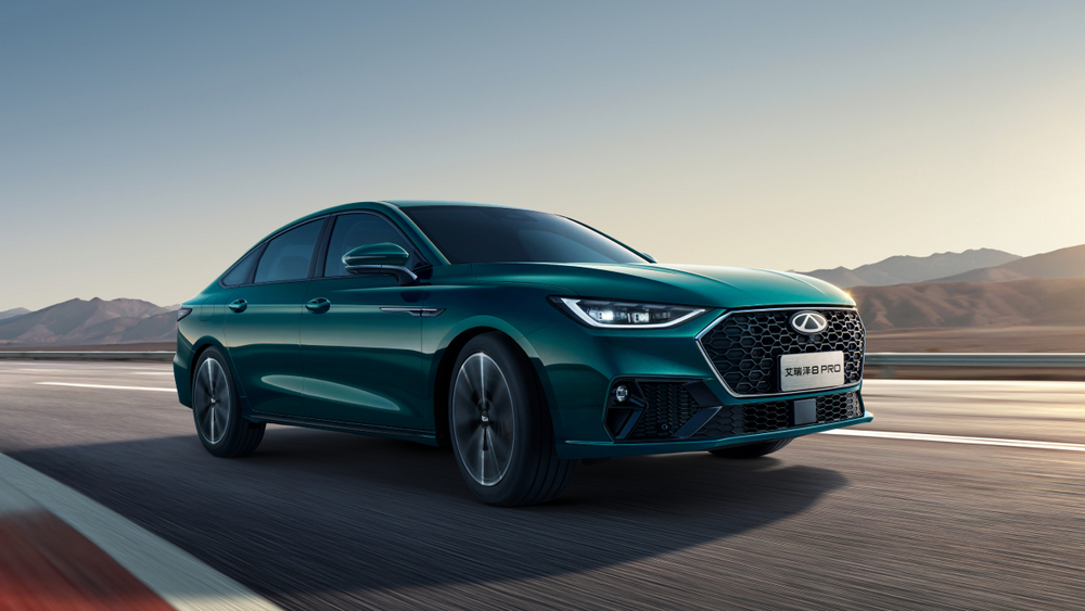  Chery Arrizo 8 Pro с турбомотором 2.0 поступил в продажу. Седан отличился не только «начинкой»