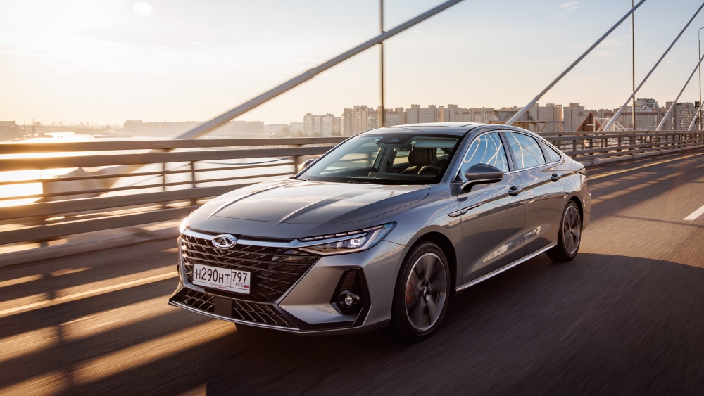 Chery показала Arrizo 8 Pro с турбомотором 2.0. Седан получил собственный дизайн