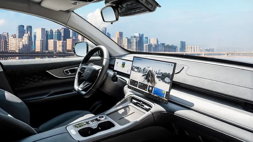 Chery представила сразу две новые версии для семейства Tiggo 8. Они подешевели уже на старте