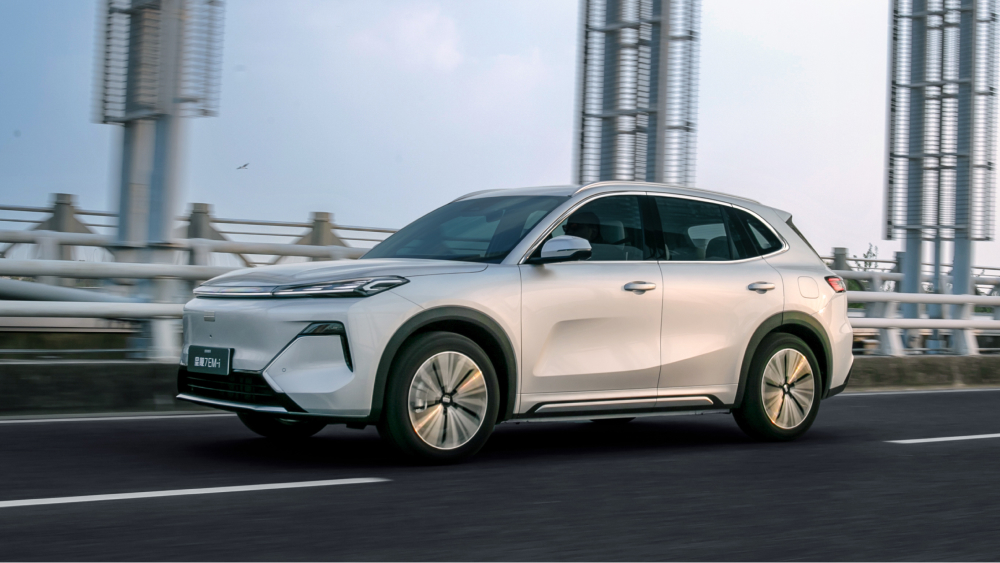 Geely Galaxy Starship 7 готовят к старту продаж в России. Это гибридный вариант Geely EX5