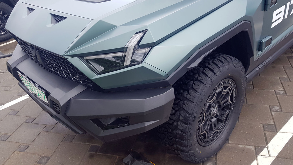 Избыточная проходимость. На что способен люксовый MHERO 917 вне асфальта?