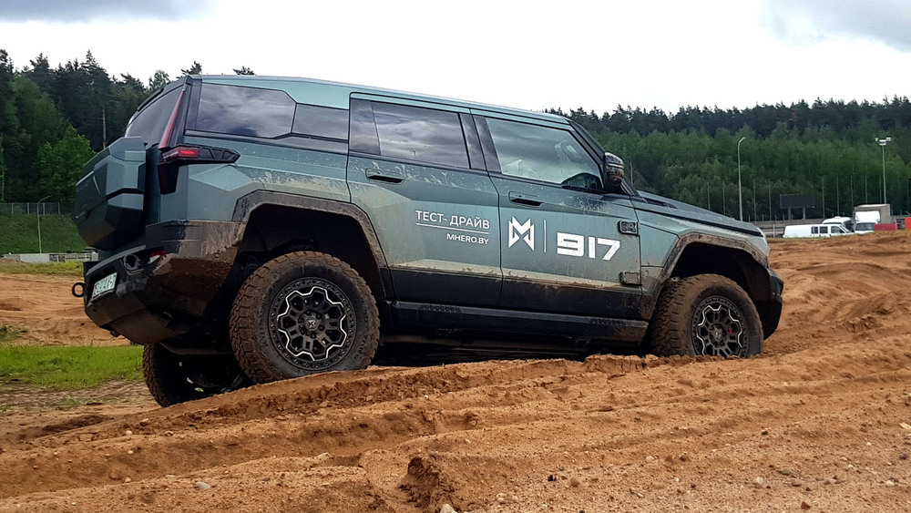 Избыточная проходимость. На что способен люксовый MHERO 917 вне асфальта?