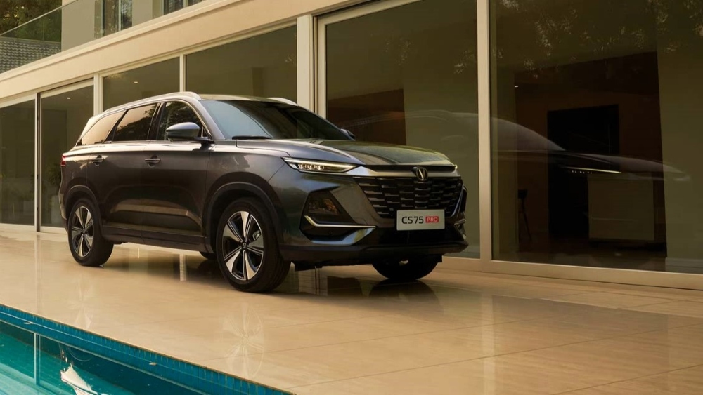  Кроссовер Changan CS75 Pro вышел на рынок Китая. Известны комплектации и цены