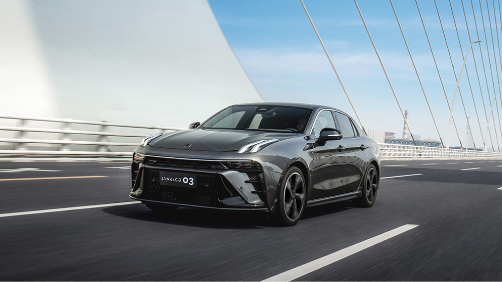 Предзаказ на Lynk & Co 09 и Lynk & Co 03 открыли в Казахстане. Характеристики и цены