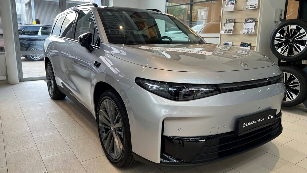 «Премиальный, но при этом доступный». Leapmotor начал продажи электромобиля C16 в Беларуси