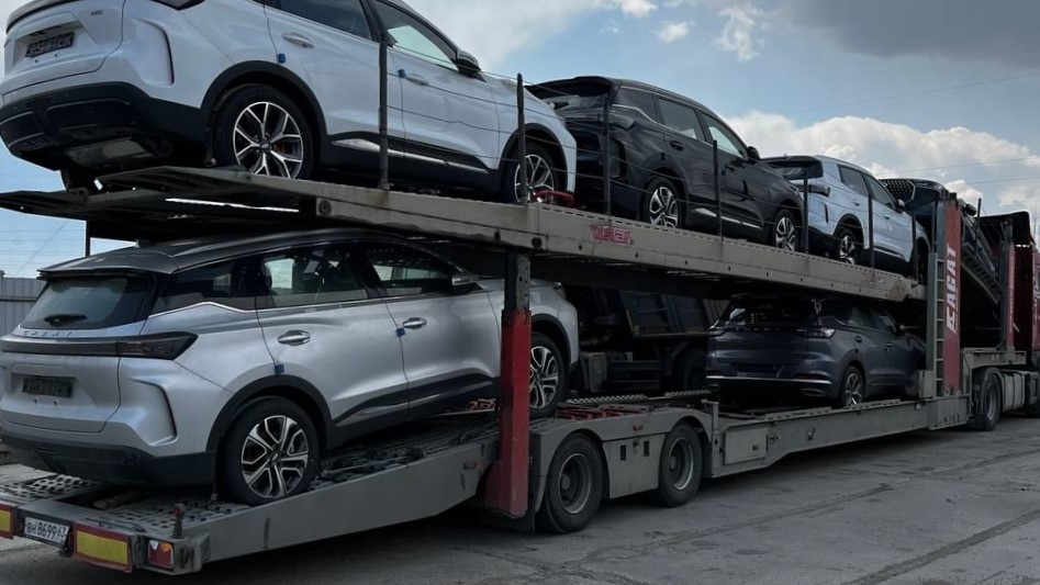  Продажи кроссоверов Chery Tiggo 7L AWD официально стартовали. Но можно ли их купить?