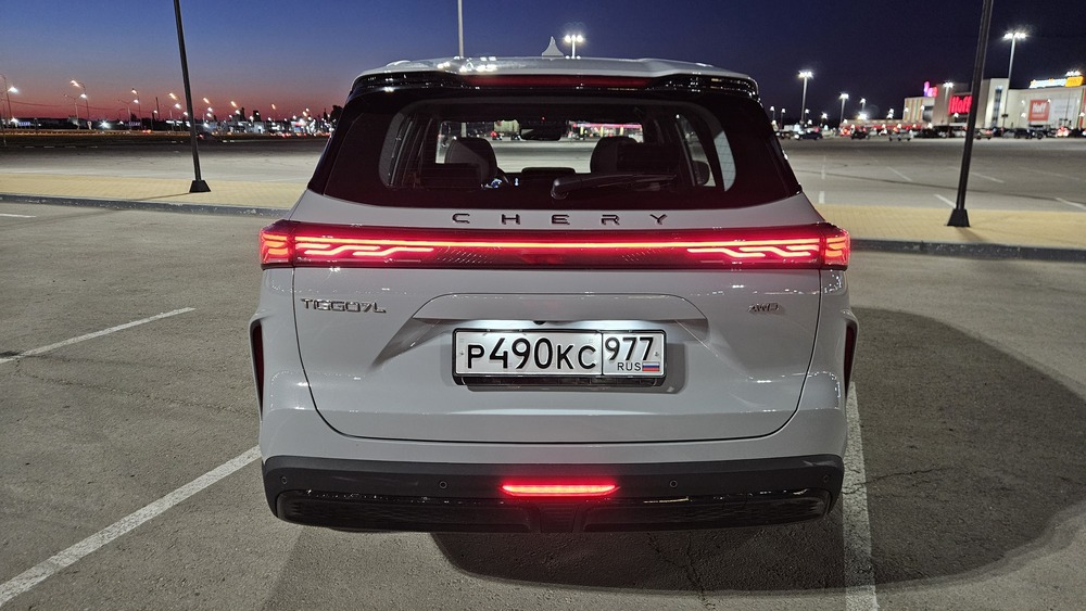 Продажи кроссоверов Chery Tiggo 7L AWD официально стартовали. Но можно ли их купить?