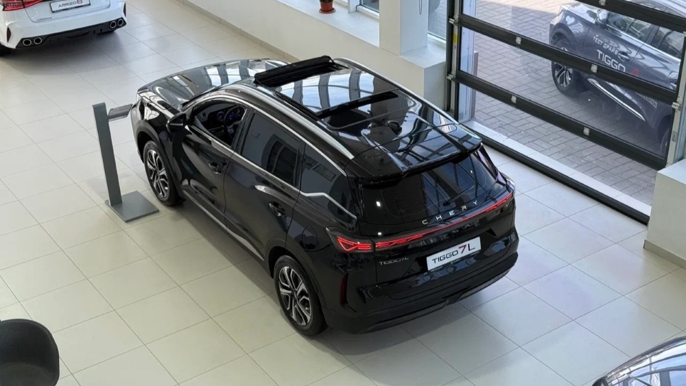 Продажи кроссоверов Chery Tiggo 7L AWD официально стартовали. Но можно ли их купить?