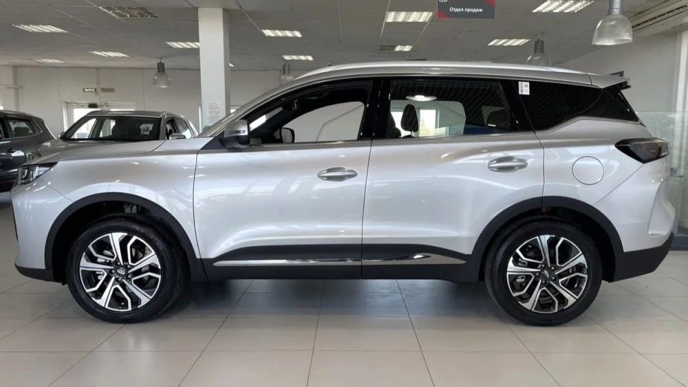 «Сегодня лучшее время для покупки». Дилеры Chery уронили цены на 7 Pro Max после запуска Tiggo 7L