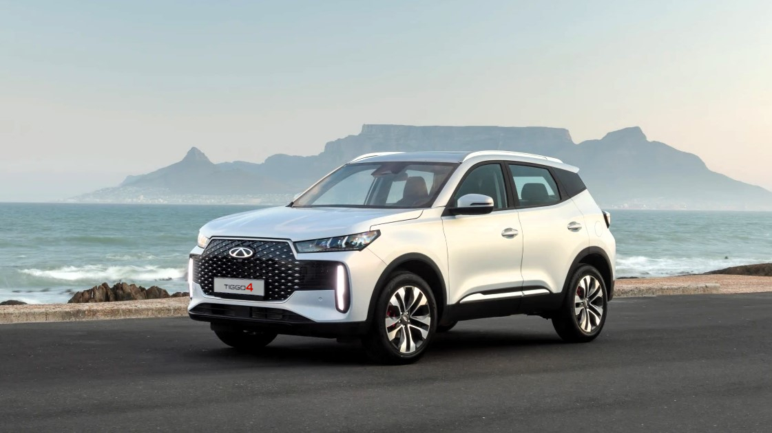 У Chery Tiggo 4 в России появилась самая доступная версия. Разбираемся, на чем сэкономили