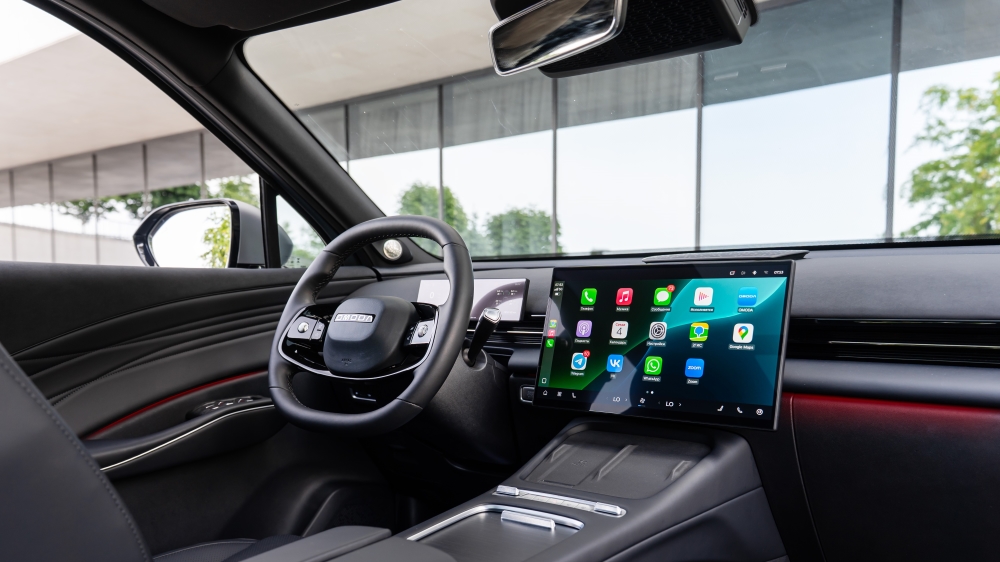В Казахстане начались продажи кроссовера Omoda C7. Дороже, чем C5, дешевле, чем в России