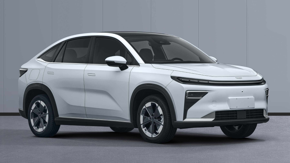  В семействе Geely Okavango появился купе-кроссовер. При чем тут Livan